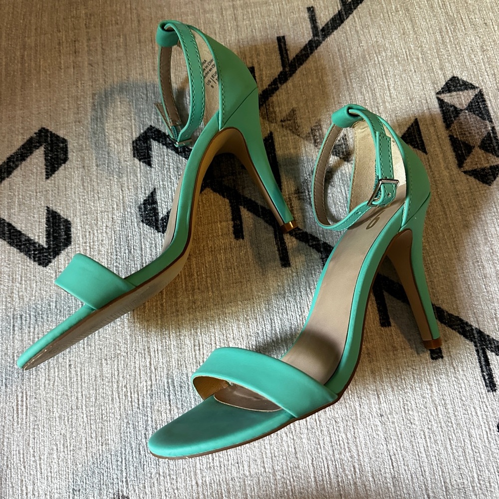 Mix No. 6 Green Strappy Stilettos - Picture 3 of 6